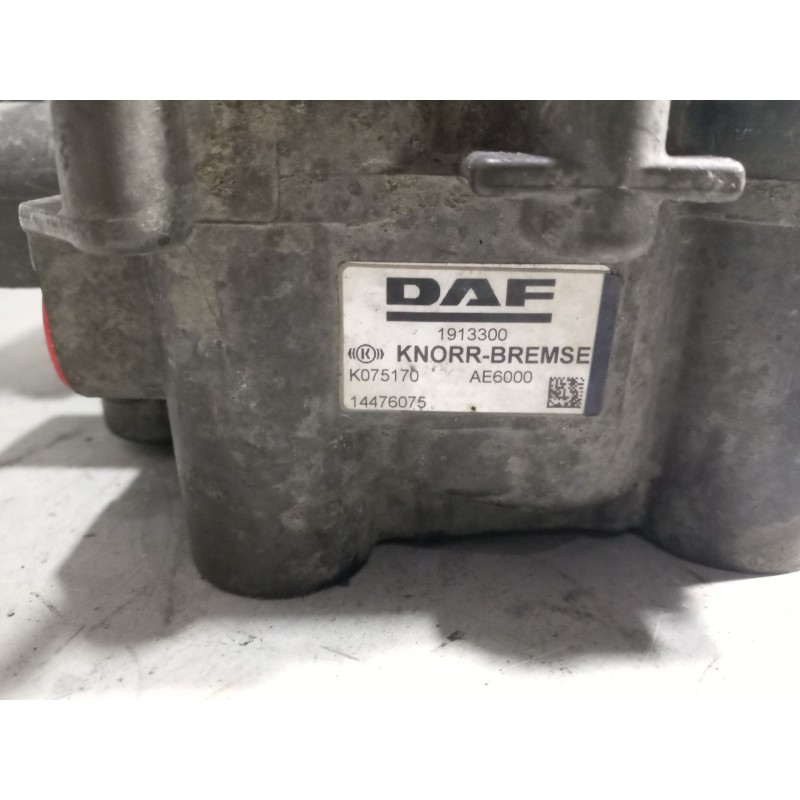 Recambio de valvula aire para daf serie xf106 referencia OEM IAM 1973210 1913300 ZEL2100 4