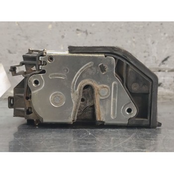Recambio de cerradura puerta trasera izquierda para bmw serie 1 berlina (e81/e87) 120d referencia OEM IAM 7167069  