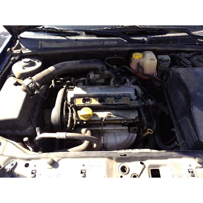 opel vectra c berlina del año 2003