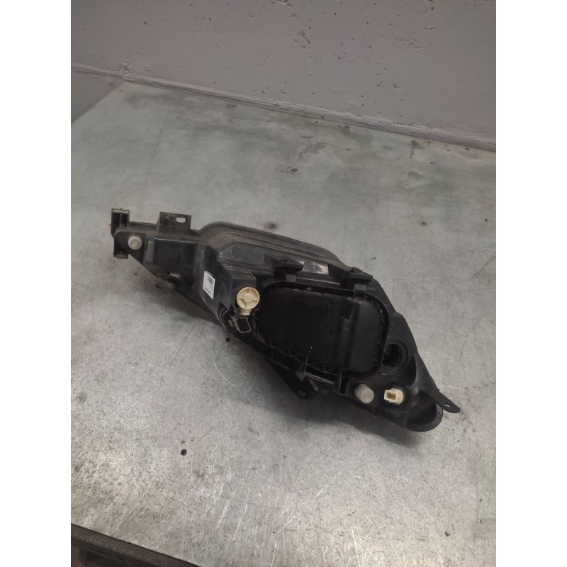 Recambio de faro izquierdo para peugeot 206 berlina xt referencia OEM IAM 2
