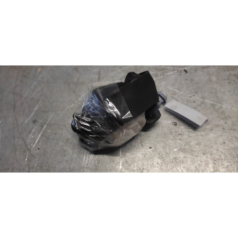 Recambio de cinturon seguridad trasero derecho para opel zafira a 1.6 16v referencia OEM IAM 21030106 2