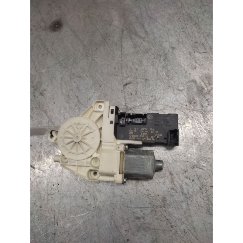 Recambio de motor elevalunas delantero derecho para peugeot 407 sr confort referencia OEM IAM 1137328126  0130822201 - Azul 2