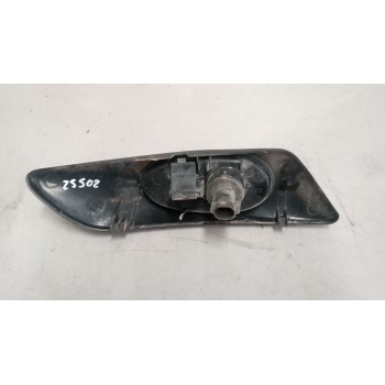 Recambio de piloto lateral izquierdo para iveco daily v autobús 50c15 referencia OEM IAM 500322578  