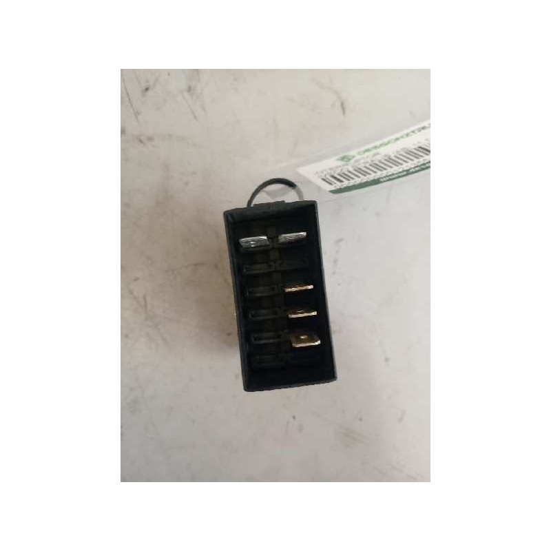 Recambio de interruptor para iveco stralis (as) 11.1 diesel referencia OEM IAM 504362234 - Gris 3
