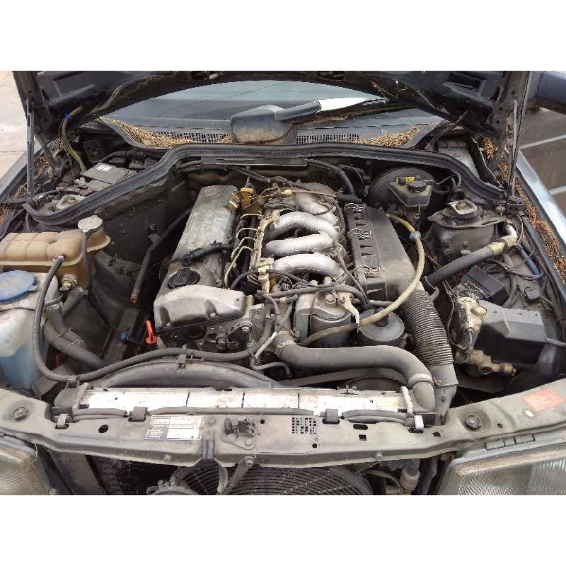 MERCEDES-BENZ CLASE C (W201) BERLINA