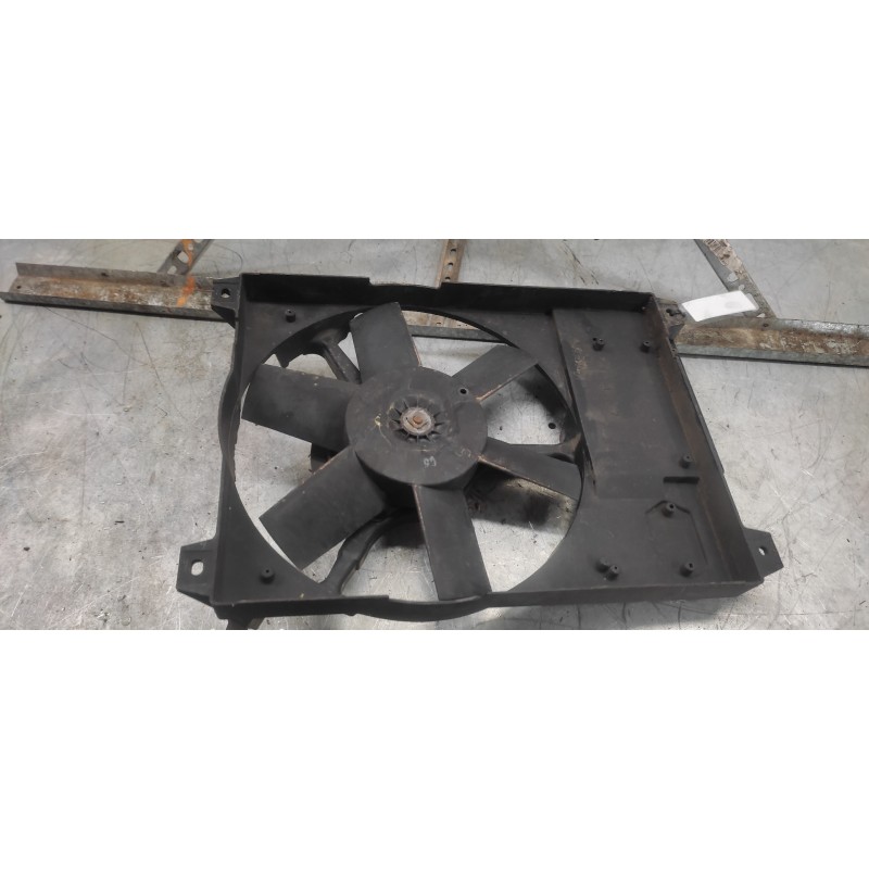 Recambio de electroventilador para peugeot boxer caja cerrada (rs2850)(290/330)('02) 330 c  td referencia OEM IAM 8240120 - Blanco 2