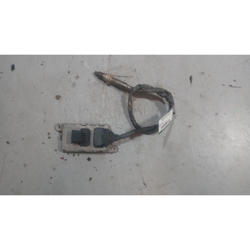 Recambio de sensor noxe para renault magnum ab 2005 12.8 diesel referencia OEM IAM 22827993  