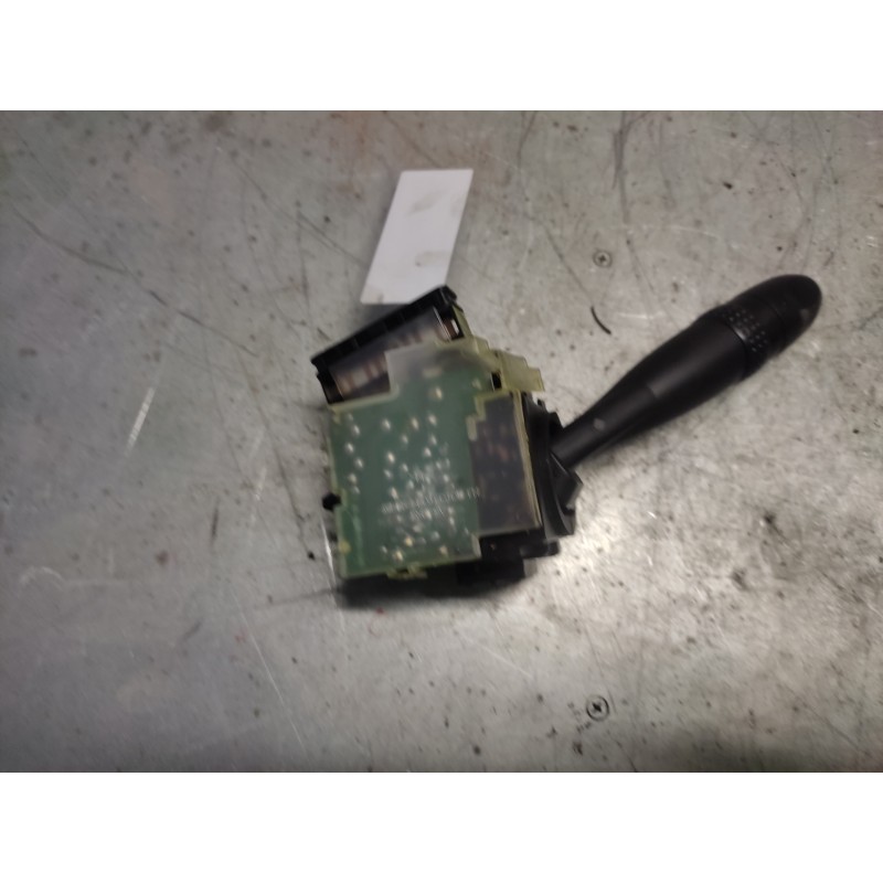 Recambio de mando limpia para hyundai accent (mc) gl referencia OEM IAM 75733A 10 PINS - Blanco 3
