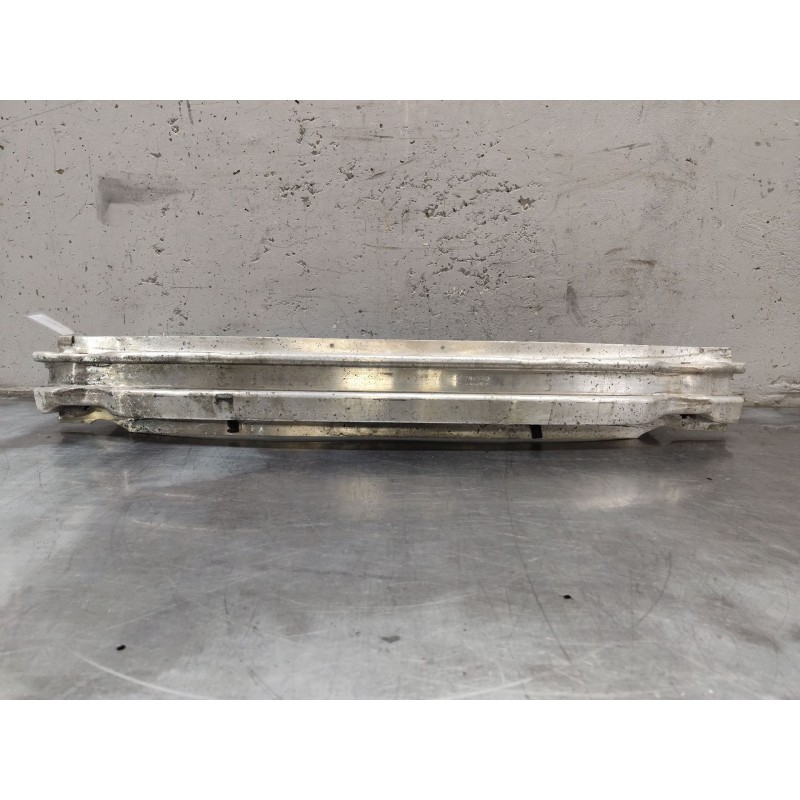 Recambio de refuerzo paragolpes trasero para audi a4 berlina (8e) 1.9 tdi referencia OEM IAM   
