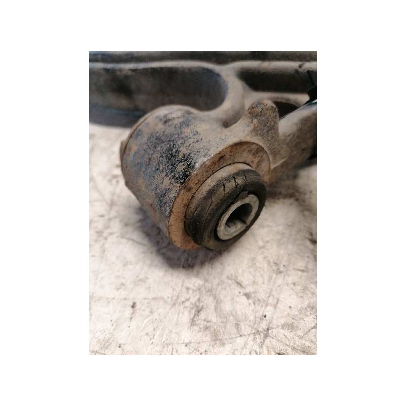 Recambio de brazo suspension inferior delantero izquierdo para chrysler voyager (rg) 2.5 crd executive referencia OEM IAM 046949 2