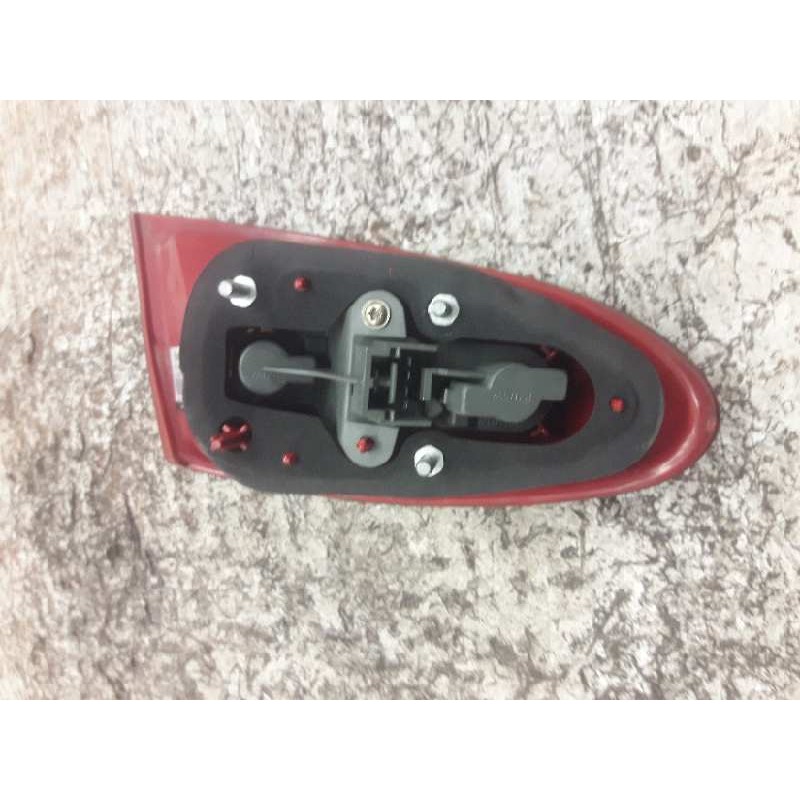 Recambio de piloto trasero derecho para alfa romeo 147 (190) 1.6 t.spark eco distinctive referencia OEM IAM - Rojo 2