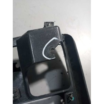 Recambio de embellecedor interior central para iveco stralis (as) 11.1 diesel referencia OEM IAM 504321643  