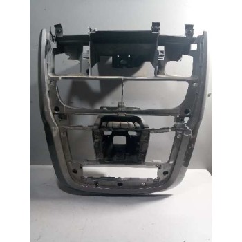 Recambio de embellecedor interior central para iveco stralis (as) 11.1 diesel referencia OEM IAM 504321643  