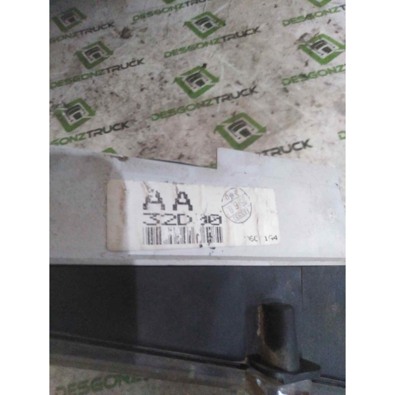 Recambio de cuadro instrumentos para nissan cabstar 01.04  cabina simple cabina individual referencia OEM IAM 32D00 - Blanco 3