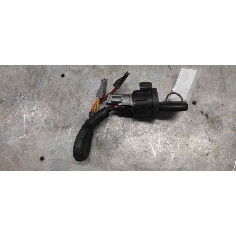 Recambio de conmutador de arranque para renault master ii phase 2 combi kombi 2,8t l1 6pl. referencia OEM IAM - Blanco 2