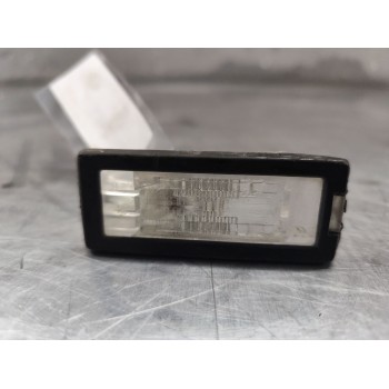 Recambio de piloto matricula para renault scenic ii grand confort dynamique referencia OEM IAM 8200013577F  