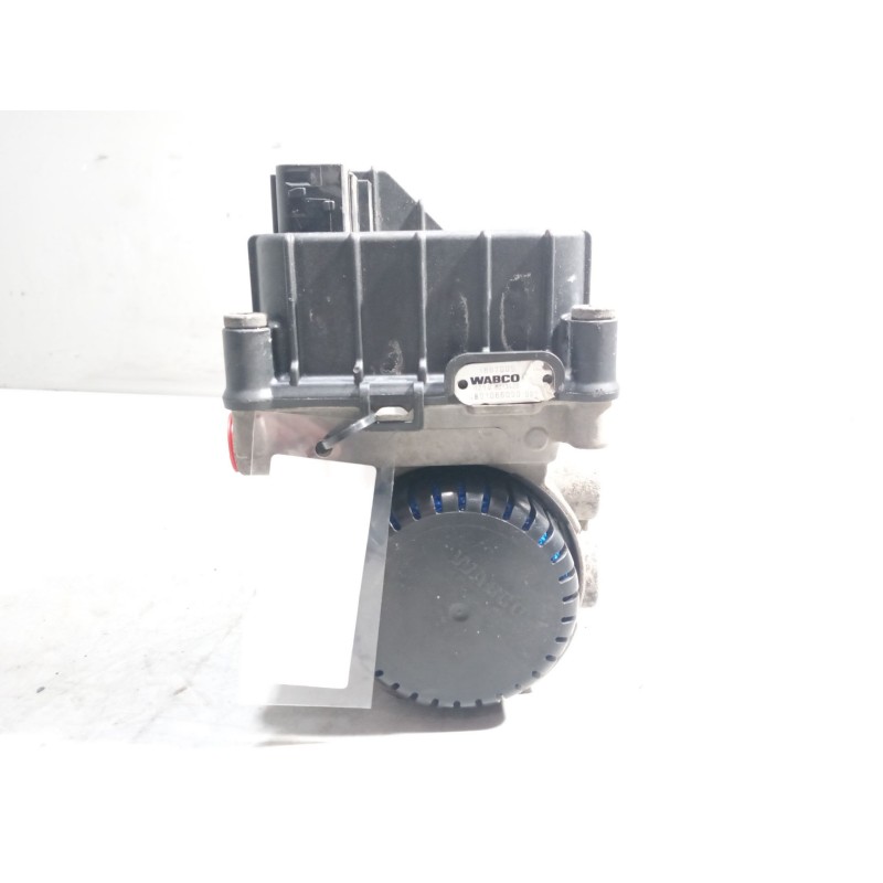 Recambio de valvula aire para daf serie xf106 referencia OEM IAM 1867005 VALVULA EBS 4801066050