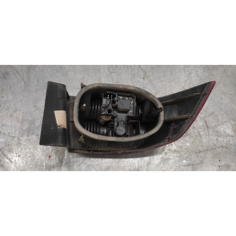 Recambio de piloto trasero derecho para renault laguna ii (bg0) expression referencia OEM IAM   4 PINS - Gris 2