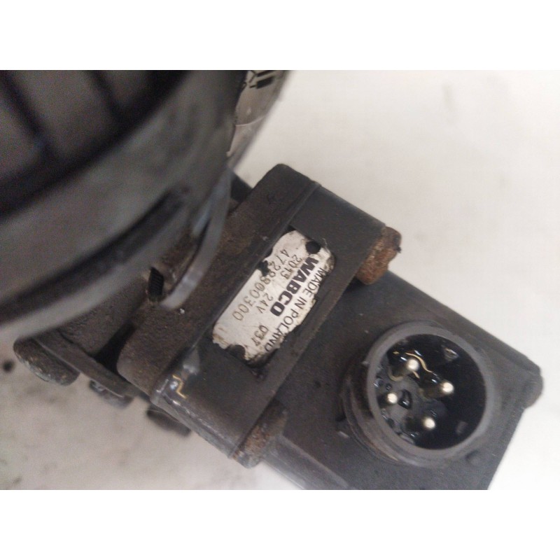 Recambio de valvula aire para iveco stralis (as) 11.1 diesel referencia OEM IAM 4728800300  VALVULA CONTRL DE EJE ELEVABLE - Azul 2