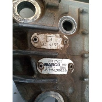 Recambio de selector caja cambios para renault premium lander 10.8 diesel referencia OEM IAM 20897637 4213650020 