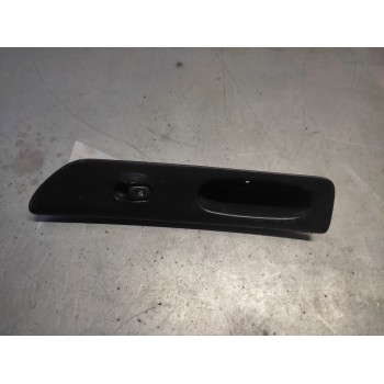MANDO ELEVALUNAS DELANTERO DERECHO 7700417094 6 PINS 