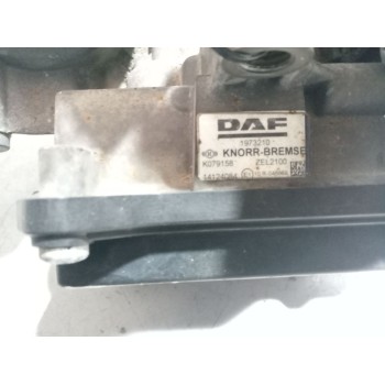 Recambio de valvula aire para daf serie xf106 referencia OEM IAM 1973210 1913300 ZEL2100