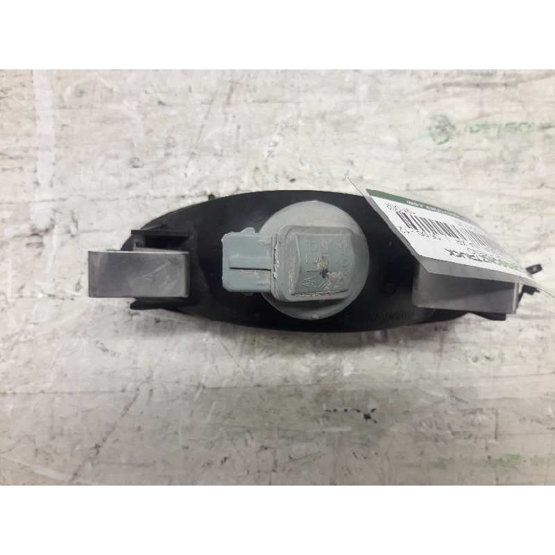 Recambio de luz central de freno para peugeot 206 berlina xr referencia OEM IAM 12F002 2