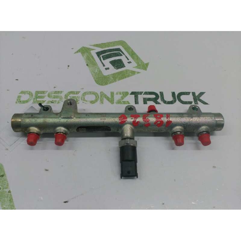 Recambio de rampa inyectora para peugeot boxer caja cerr. acristalada (rs2850)(290/330)('02) 330 c td referencia OEM IAM 1570A8 - Blanco 3