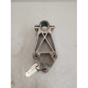 SOPORTE GUARDABARROS TRASERO 2050044 