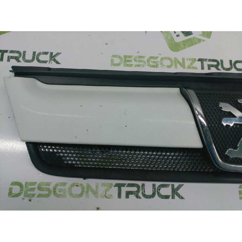 Recambio de rejilla delantera central para peugeot boxer caja cerr. acristalada (rs2850)(290/330)('02) 330 c td referencia OEM I - Blanco 2