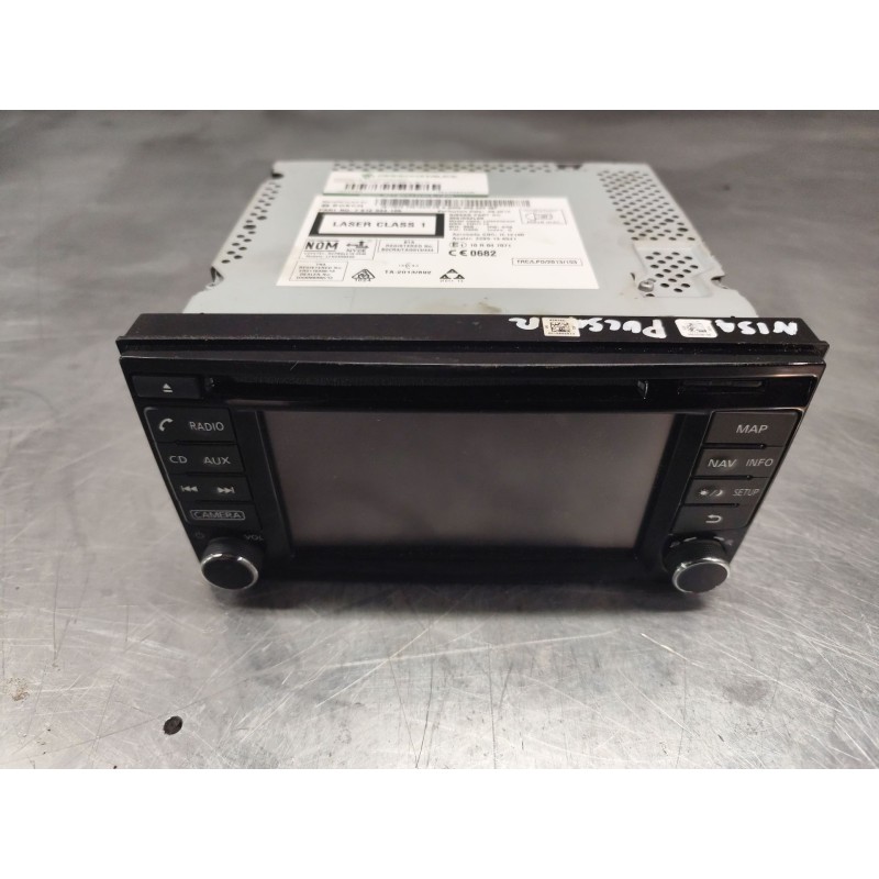 Recambio de pantalla multifuncion para nissan pulsar hatchback (c13) 1.5 dci referencia OEM IAM 7612033106  