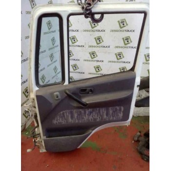 Recambio de puerta delantera derecha para nissan trucks atleon 140 referencia OEM IAM   