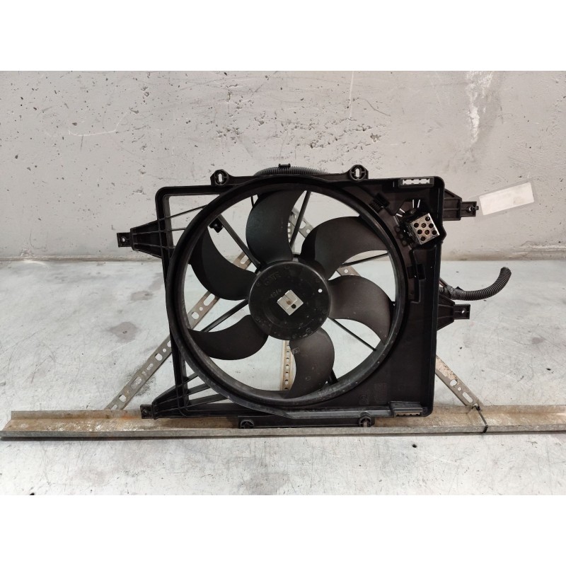 Recambio de electroventilador para renault kangoo (f/kc0) alize referencia OEM IAM 8200103801 - Blanco 2