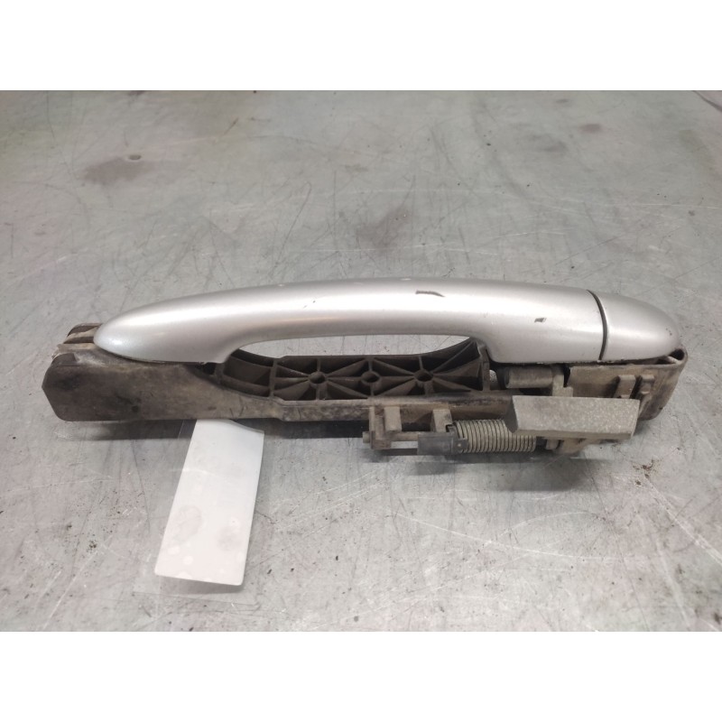 Recambio de maneta exterior delantera derecha para nissan primera berlina (p12) acenta referencia OEM IAM 3