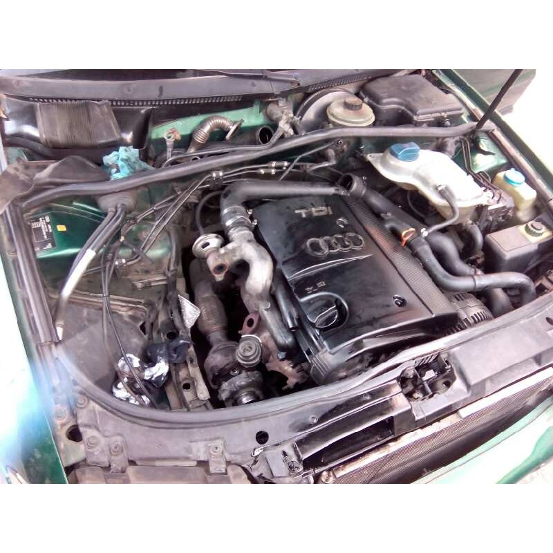 AUDI A4 BERLINA (B5)