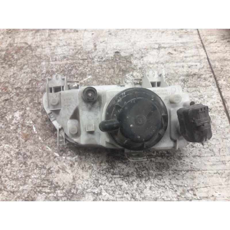 Recambio de faro izquierdo para renault megane i classic (la0) 1.6e alize referencia OEM IAM 2