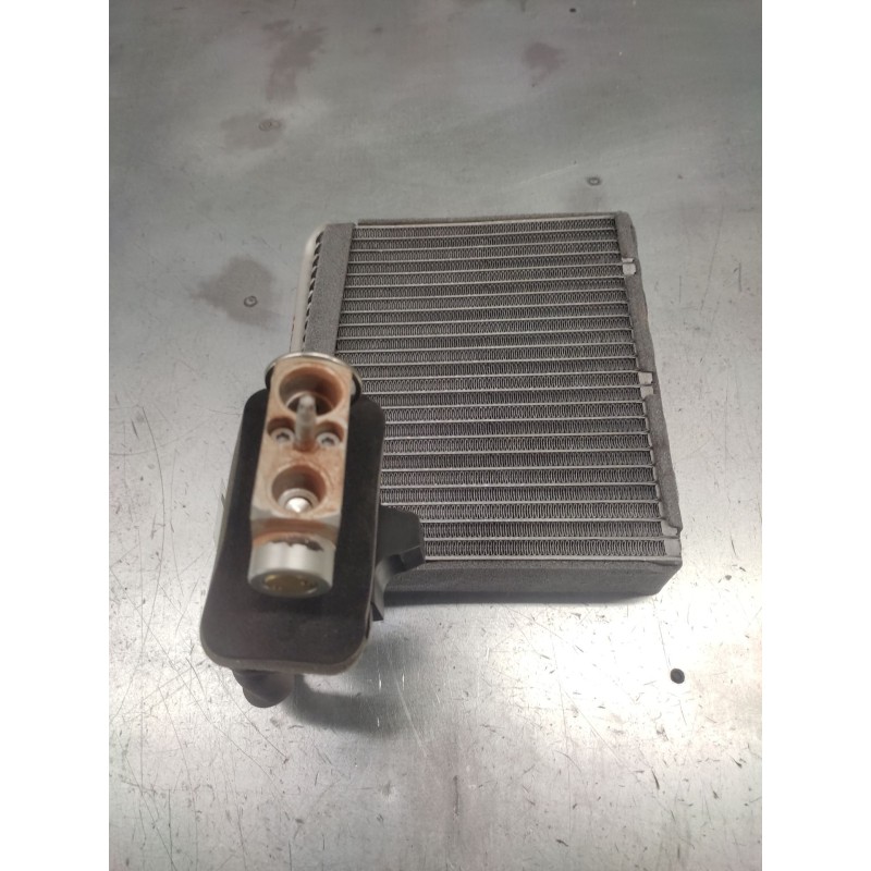 Recambio de evaporador aire acondicionado para ford focus lim. (cb8) titanium referencia OEM IAM 3