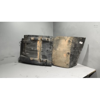 Recambio de guardabarros delantero izquierdo para iveco eurocargo 5.9 diesel referencia OEM IAM 8142626  