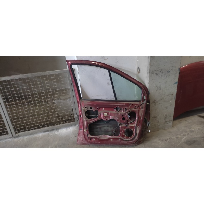 Recambio de puerta delantera izquierda para renault megane i scenic (ja0) 1.5 cat referencia OEM IAM 4