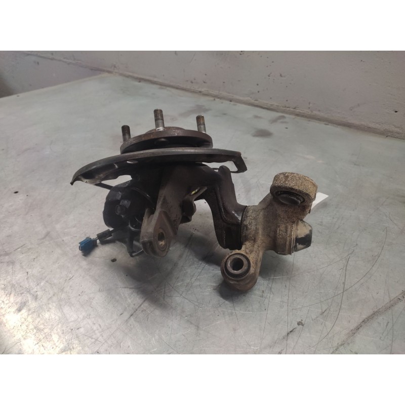 Recambio de mangueta delantera izquierda para nissan primera berlina (p12) acenta referencia OEM IAM 3