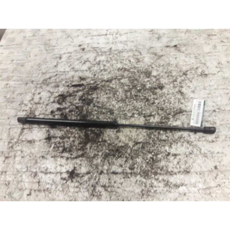 Recambio de amortiguadores maletero / porton para nissan almera (n16/e) acenta referencia OEM IAM  400 N 