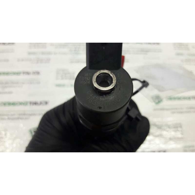 Recambio de inyector para peugeot 406 berlina (s1/s2) 2.0 hdi referencia OEM IAM 3