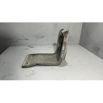 Recambio de soporte para iveco eurocargo 5.9 diesel referencia OEM IAM 8142842 DERECHA 