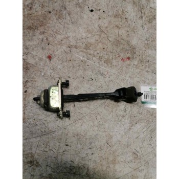 RETENEDOR PUERTA TRASERA DERECHA