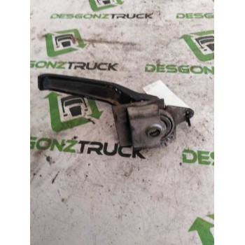 Recambio de maneta interior delantera derecha para barreiros trucks 300 referencia OEM IAM   