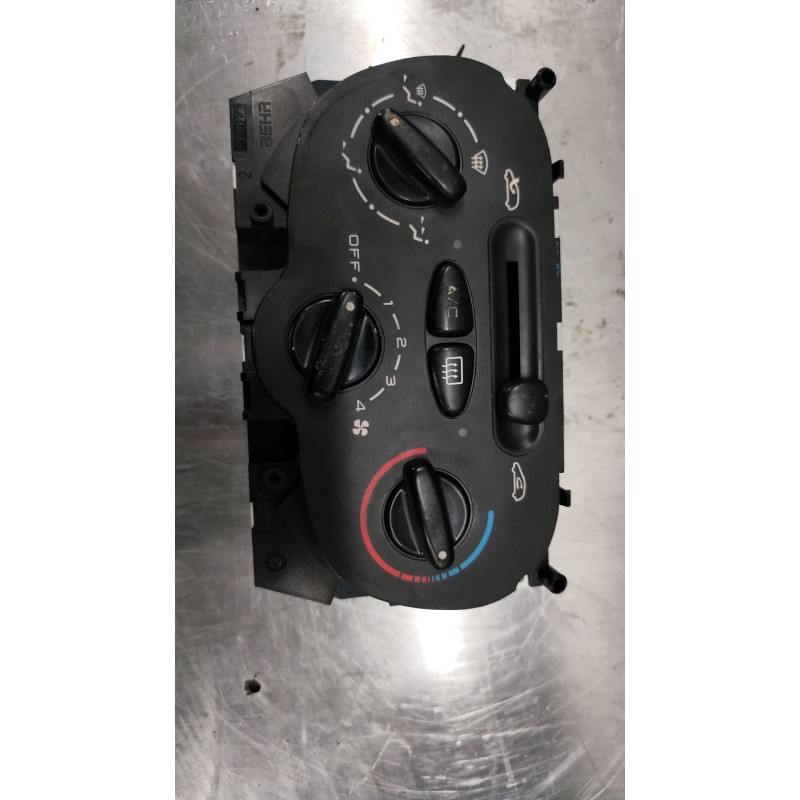 Recambio de mando calefaccion / aire acondicionado para peugeot 206 berlina x-line referencia OEM IAM 99210  