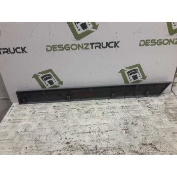 Recambio de moldura para renault rapid/express (f40) 1.9 d familiar (f40p) referencia OEM IAM 7700806331  