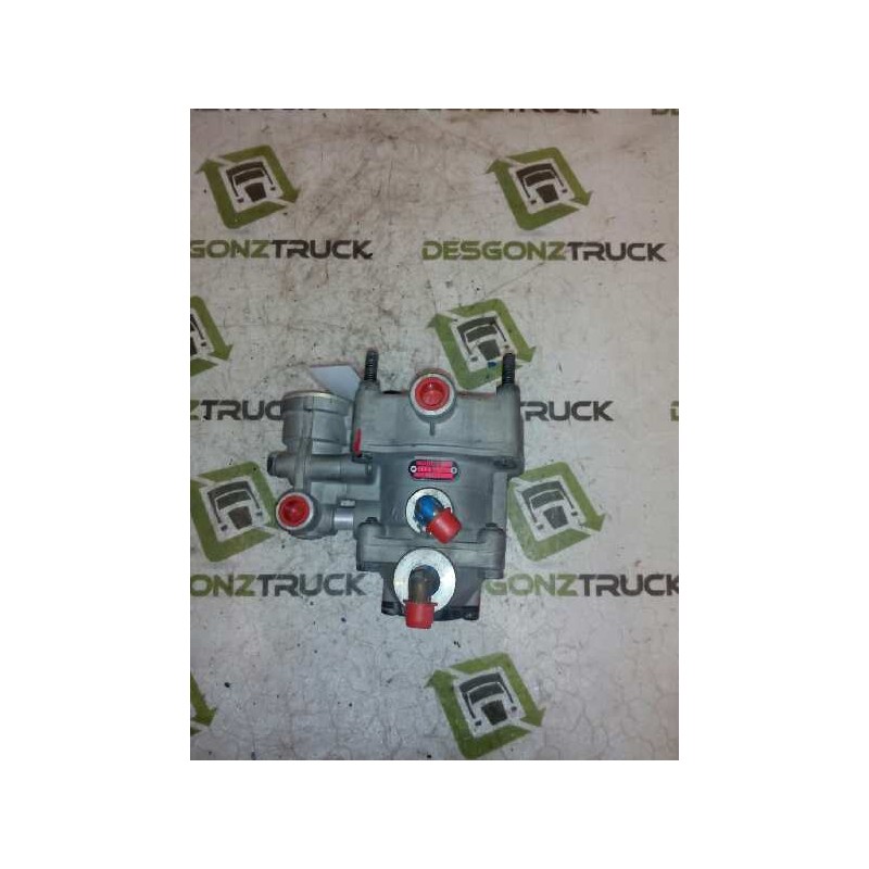 Recambio de valvula aire para scania trucks serie 3 143 h/ 450 (450cv) referencia OEM IAM 9730025217  VALVULA RELE DE URGENCIA - Blanco