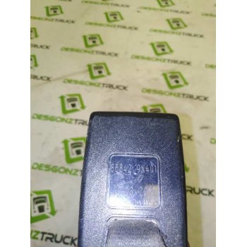 Recambio de enganche de cinturon delantero derecho para nissan trucks atleon 56.15 referencia OEM IAM 868429X401  