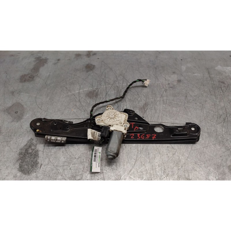 Recambio de elevalunas trasero derecho para mercedes-benz clase e (w211) berlina e 270 cdi (211.016) referencia OEM IAM A2118202 - Negro